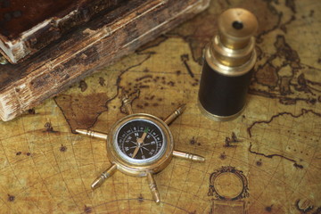 Fototapeta na wymiar Kompas