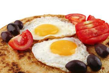 fried eggs with tomato