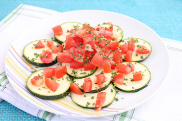 zucchini mit tomate
