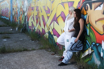 Wall-Girls