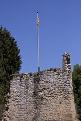 Ruine der Burg Beaufort in Luxemburg