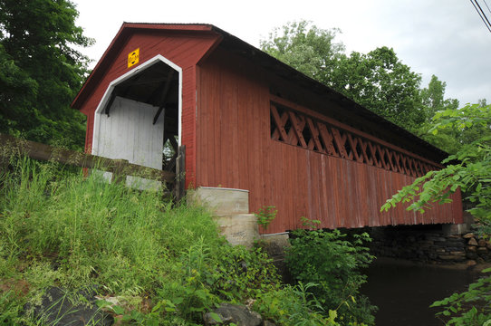 covered bridge red Vermont