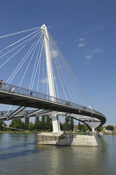 passerelle sur le rhin &agrave; strasbourg