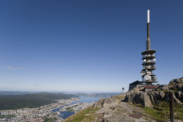 uninterrupted panoramic views of Bergen and the sea, fjords and