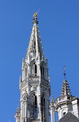Fototapeta na wymiar Rathausturm in Brüssel