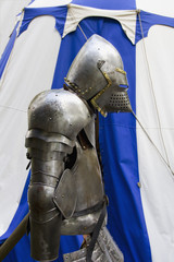 ritterruestung1007