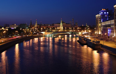 Fototapeta premium View of Moscow Kremlin at night