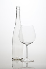 Wineglass and winebottle