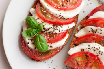 Insalata caprese