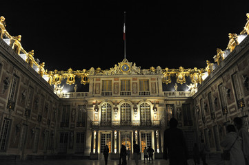 Fototapeta na wymiar Chateau de Versailles Noc
