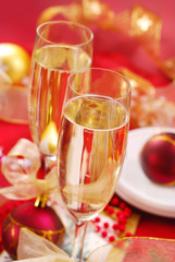 glasses of champagne