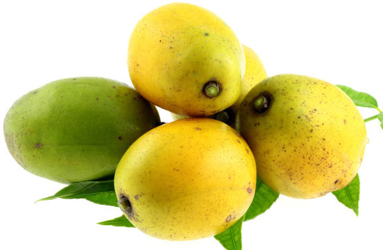 pommes de cyth&egrave;re, &eacute;vis, fond blanc