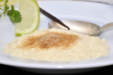 Zimt mit Reis