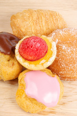 Assorted tea cakes