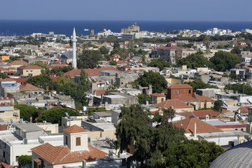 Fototapeta na wymiar View over Rhodes Old Town