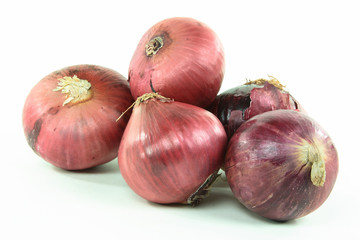 Red onion pile.