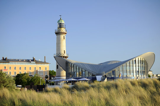 Warnem&uuml;nde in der Abendsonne