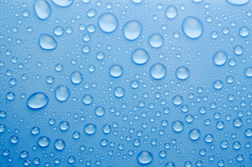 Wasser, schmecken, sehen, riechen.