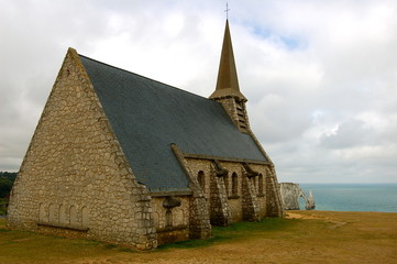 Fototapeta na wymiar Chapelle d'Etretat, Normandia