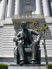 Statue of Abe Lincon in Front of City Hall San Francisco
