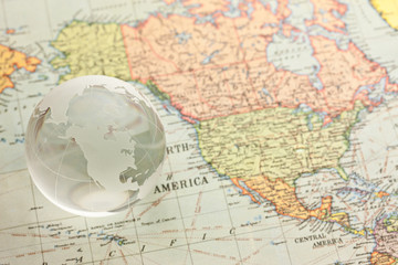 地球とアメリカとカナダ地図