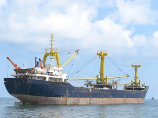 Fototapeta premium Cargo ship