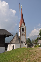 Fototapeta na wymiar Mikołaja w Val d'Ultimo w Południowym Tyrolu
