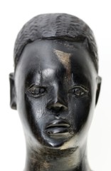 traditionelle afrikanische kunst geschnitztes gesicht