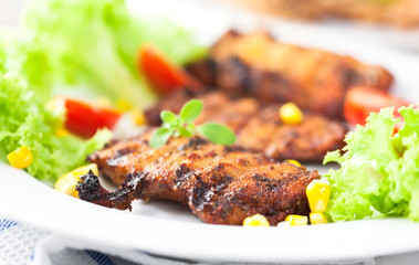 Grilled pork with fresh vegetables