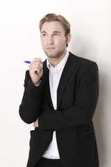 Mann mit Stift