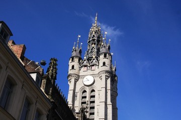 La tour du beffroi de Douai