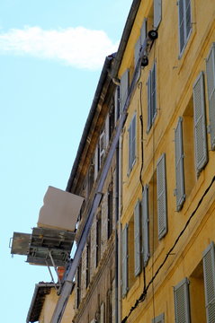 D&eacute;m&eacute;nagement avec monte-charge