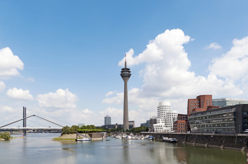 Obraz premium Stadthafen Düsseldorf