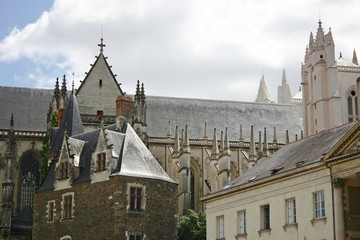 Fototapeta na wymiar cathédrale de Nantes