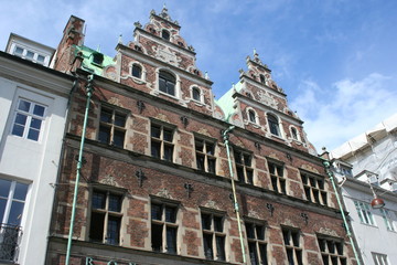 Fototapeta na wymiar Facade of house in Nyhavn Copenhagen
