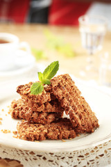 Wholegrain nutty cookies