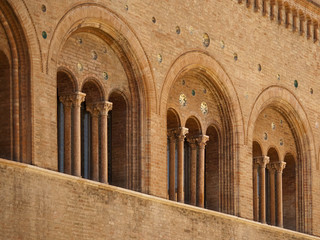 romanesque architecture in parma italy