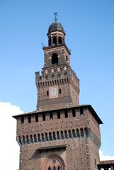 Fototapeta na wymiar Castello Sforzesco - wieża