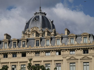 Fototapeta na wymiar Palacio de Justicia de París