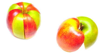 sliced of red and green apple