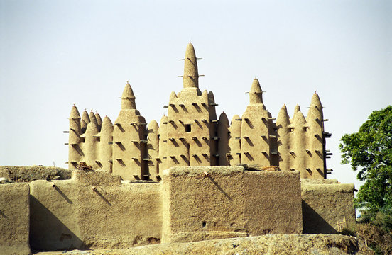 Mud mosque, Sirimou, Mali