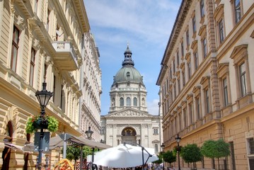 Fototapeta na wymiar cathedrale de budapest