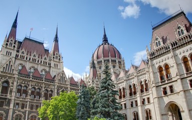 Fototapeta premium le parlement à budapest