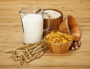 Healthy food - corn flakes