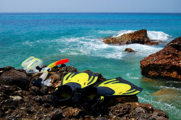 Snorkeling set na skale © Darios