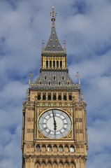 Fototapeta na wymiar Houses of parliament-Big Ben-top