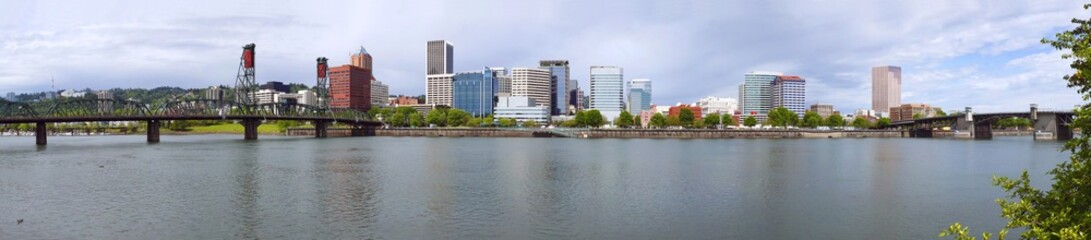 Fototapeta na wymiar Portland Oregon Panorama.