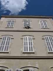 façade de caractere