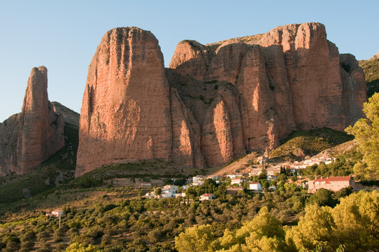 รูปภาพMallos เลือกดูภาพถ่ายสต็อก เวกเตอร์ และวิดีโอ1,402 Adobe Stock