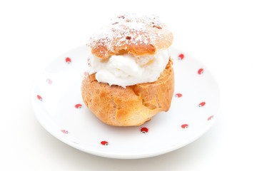 Cream puff